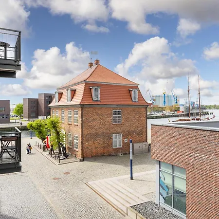 Meehrflair Ohle06 Alter Hafen Mit Balkon Im Historischen Ohlerich Speicher * Wißmar