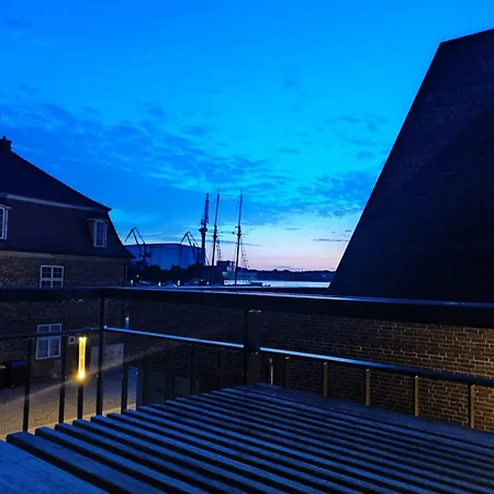 Meehrflair Ohle06 Alter Hafen Mit Balkon Im Historischen Ohlerich Speicher 아파트 Wißmar