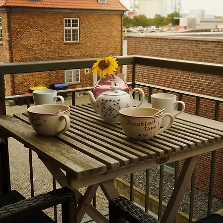 Meehrflair Ohle06 Alter Hafen Mit Balkon Im Historischen Ohlerich Speicher * Wißmar