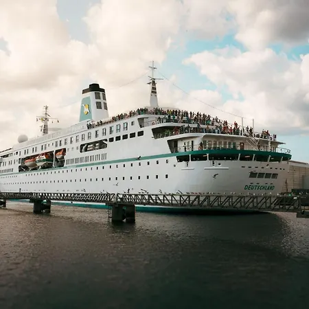 Meehrflair Ohle06 Alter Hafen Mit Balkon Im Historischen Ohlerich Speicher *