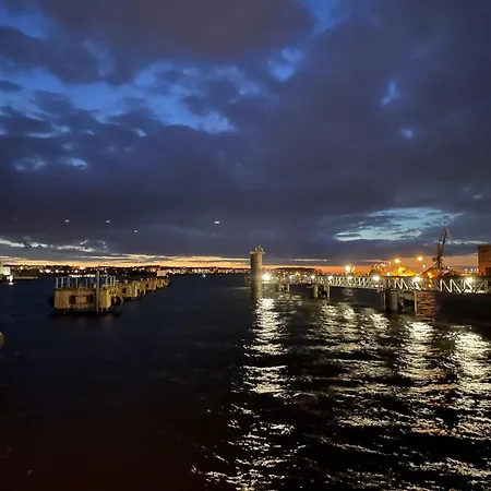 Meehrflair Ohle06 Alter Hafen Mit Balkon Im Historischen Ohlerich Speicher *