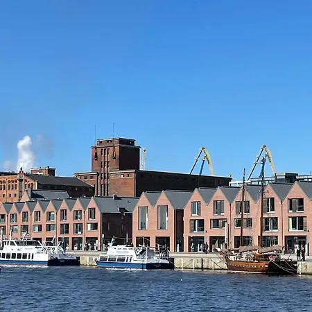 Meehrflair Ohle06 Alter Hafen Mit Balkon Im Historischen Ohlerich Speicher Wißmar